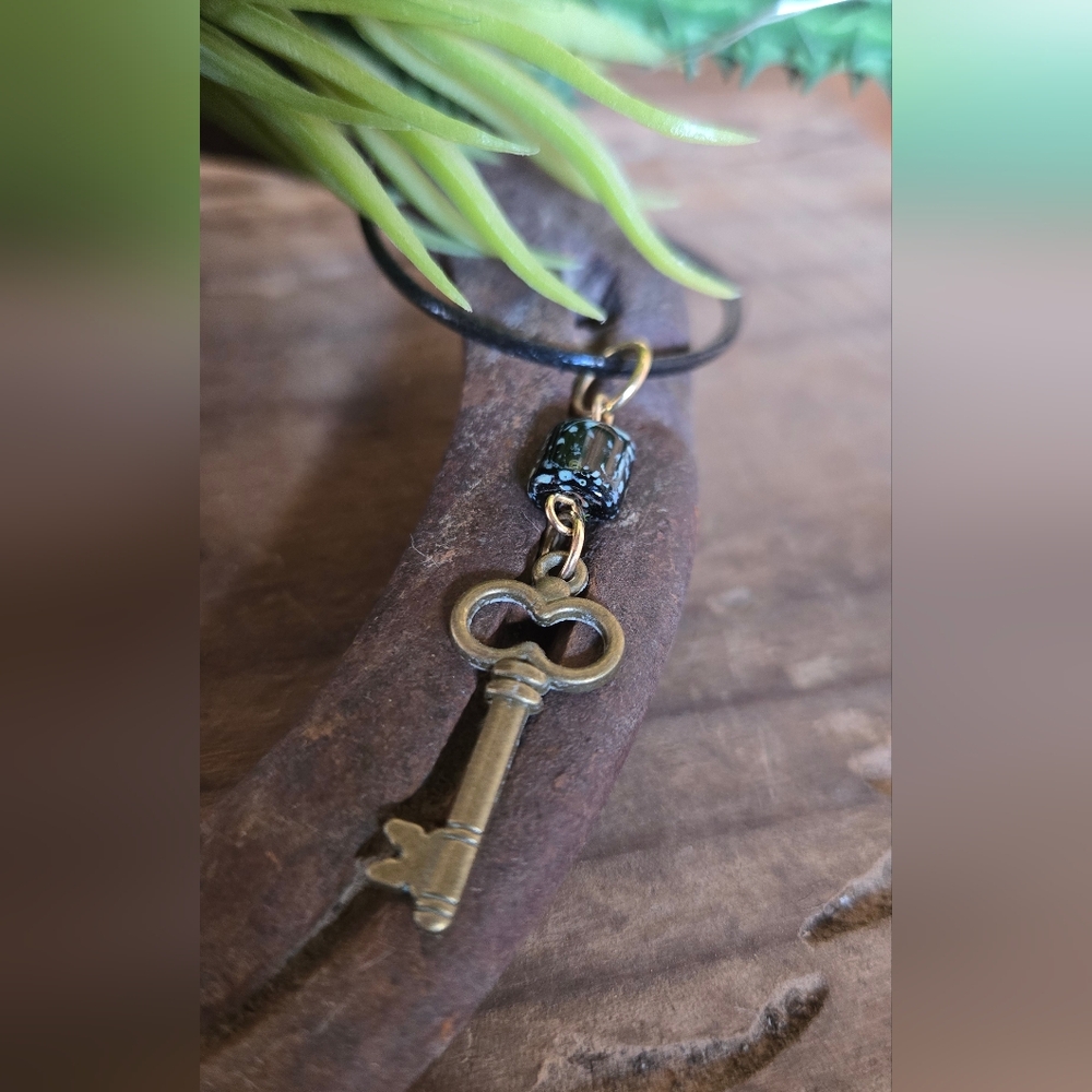 Keys to the Soul Necklace – One of a KindSKU: BNK0005